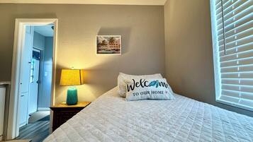 1 bedroom, desk, iron/ironing board, free WiFi