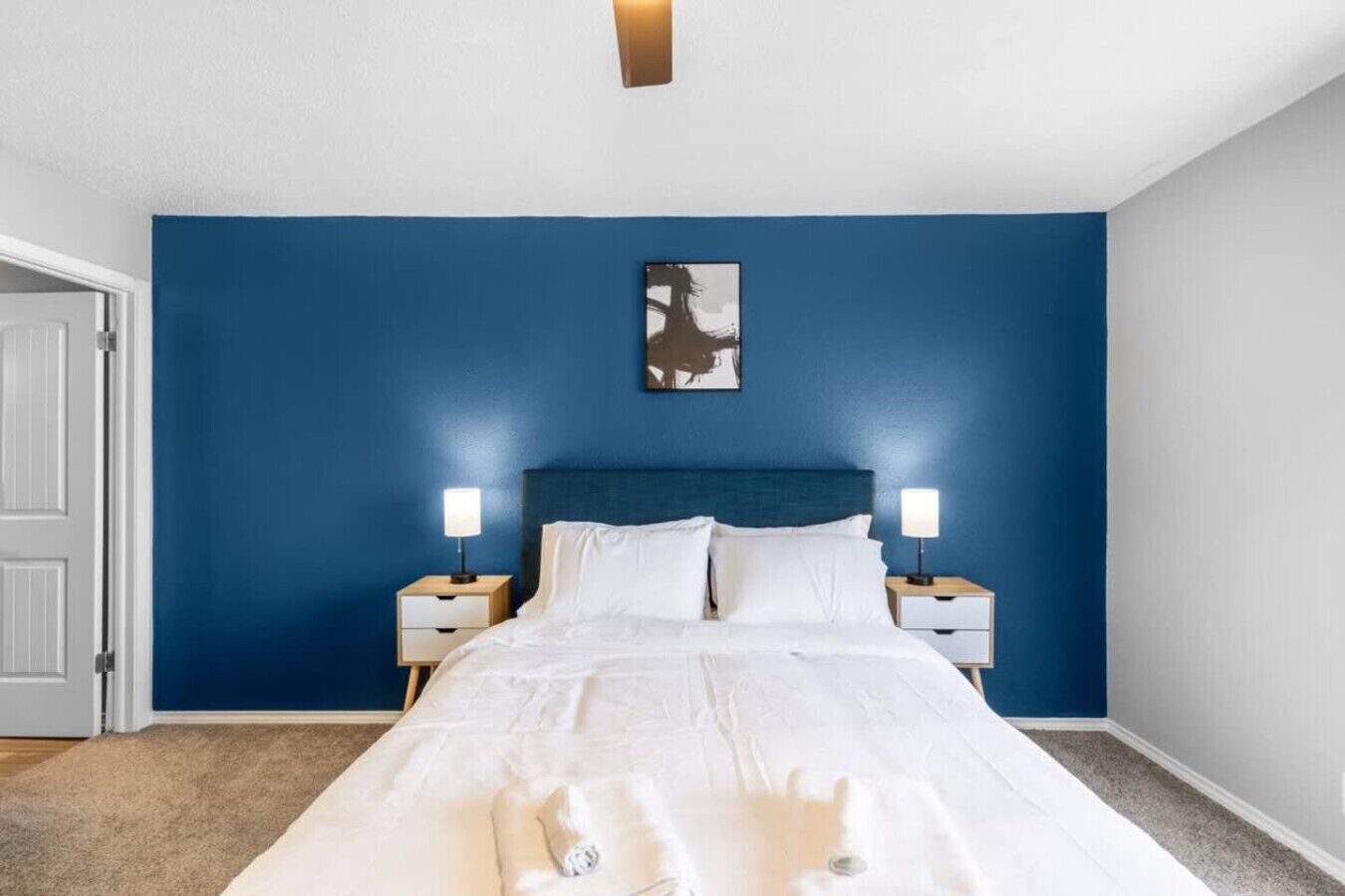 2 bedrooms, desk, iron/ironing board, free WiFi