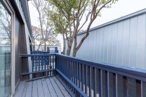 Terrace/patio - Walk to AT&T Stadium | Modern 1BR Game Day Stay (Arlington)