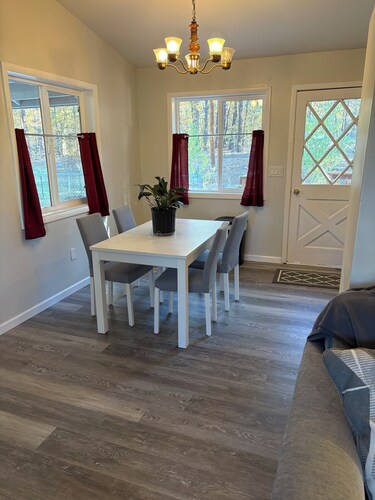 Charming 2-bedroom house in lovely Show Low with AC