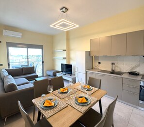 Interior - Cozy Modern Apartment with Sea View (Sarandë)