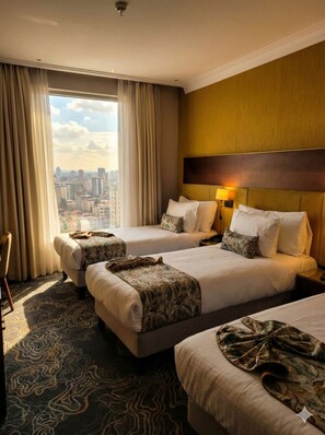 Comfort Triple Room | Cadar kapas Mesir, peralatan tempat tidur premium, busa memori 
