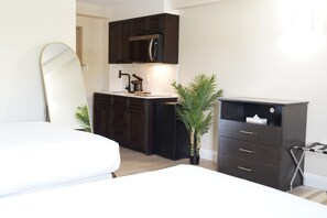 10 عدّة غرف نوم ومكتب ومكواة/لوح كي وواي فاي مجانًا