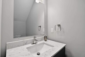 Ducha y secador de pelo