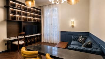 Presidential Room | Living room
