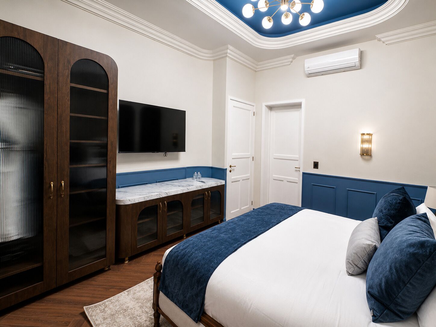 Presidential Room | In-room safe, individually decorated, individually furnished