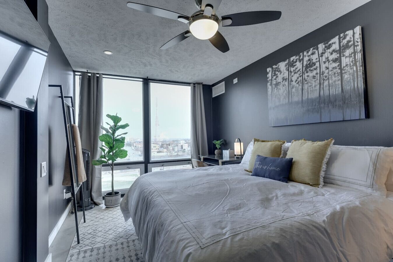 1 間睡房、書桌、熨斗/熨衫板、Wi-Fi