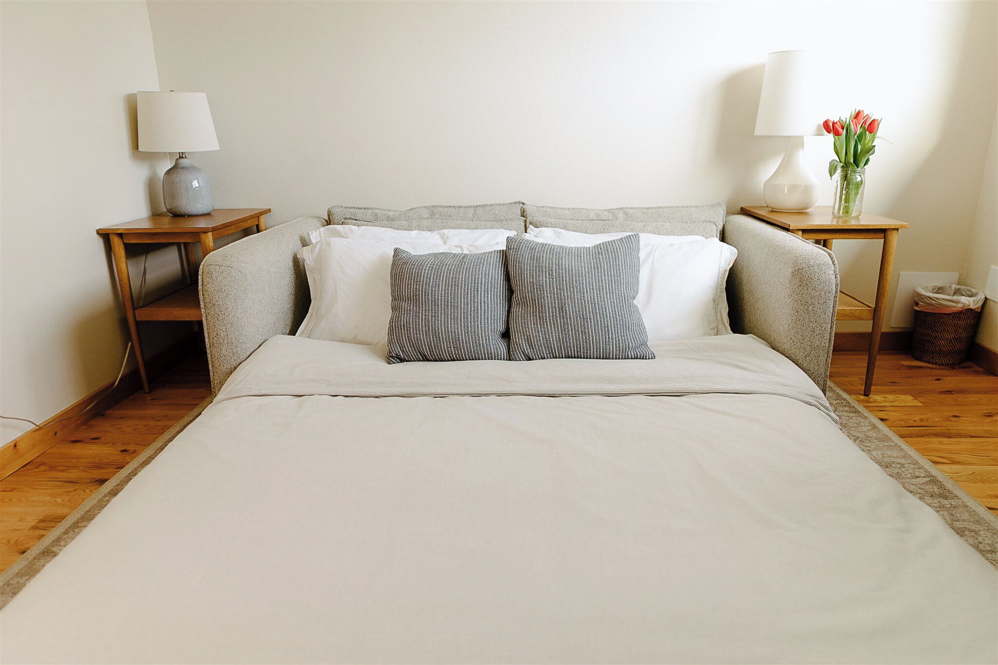 3 chambres, fer et planche à repasser, Wi-Fi, draps fournis