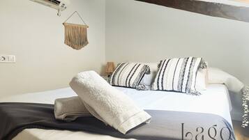 3 bedrooms, iron/ironing board, travel crib, free WiFi