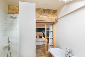 4 chambres, bureau, fer et planche à repasser, Wi-Fi