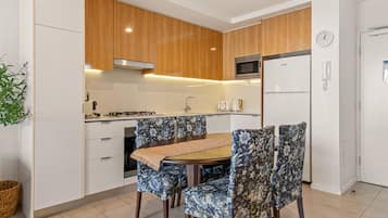Apartment | Dining