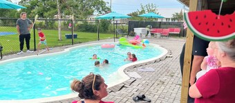 3-bedroom house in enjoyable Cut Off with AC