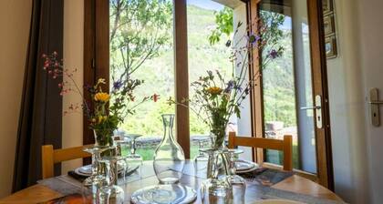 Cottage in Gorges du Tarn With Pool