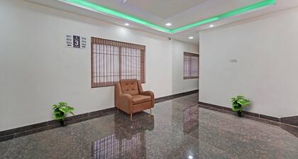 Townhouse Arulmigu Devi Temple Chennai