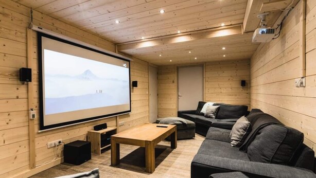Living area - Apartment in Meribel With Jacuzzi & Sauna (Les Allues)