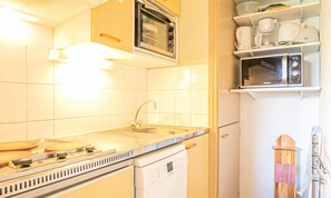 전자레인지, 식기 세척기, 조리 도구/접시/주방 기구