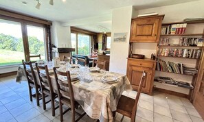 Dining - Apartment in Megeve With Garden & Terrace (Megeve)