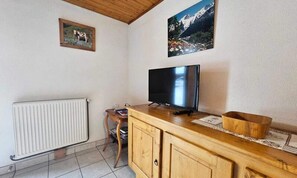 Interior - 3-room Apartment for 4/5 People, South-east Facing (Valloire)