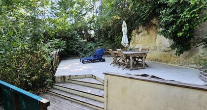 Holiday Home in Meulan With Eiffel Views