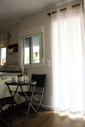 Dining - Casa Chica (Málaga)