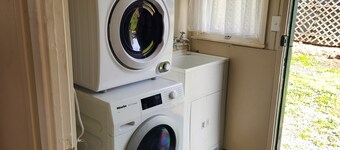 Janet's Rest at Point Turton, A nostalgic escape nestled on the Yorke Peninsula