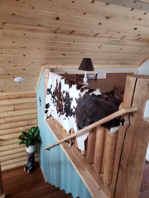Interior - Upper Cozy Cabin in Powderhorn Ski Resort. (Mesa)