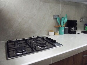 Fridge, microwave, dishwasher, coffee/tea maker - Studio Loft Bucaramanga (Bucaramanga)