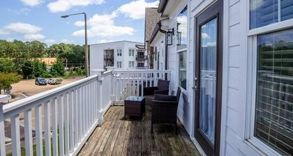 3-bedroom Rowandale Condo with amazing balcony