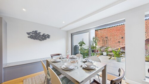 Union Road Where Coastal Calm Meets Conscious Living