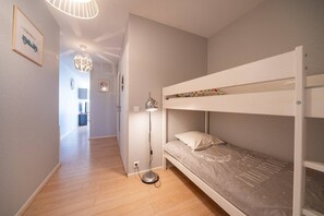 Room - POINT d'OR residence. Flat for 6 persons. Hossegor South beach. (SOORTS HOSSEGOR)