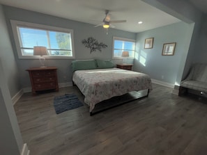 2 bedrooms, iron/ironing board, free WiFi, bed sheets - Fresh Entire Unit Kit W/D Upstairs 3Mi to Beach (Bonita Springs)