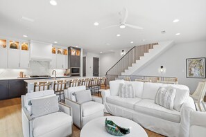 TV - 🦩Book Me Baby! New 2026 Listing PCB Pet🐶Friendly🦩 (Panama City Beach)