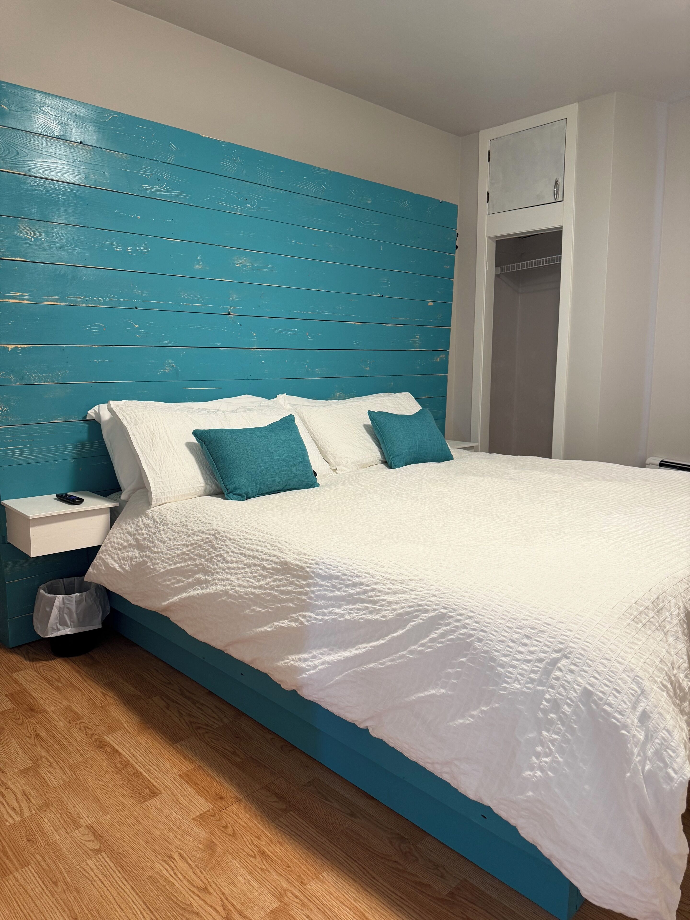 WiFi、ベッドシーツ