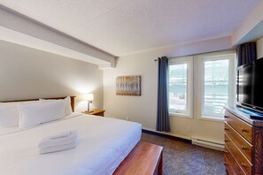 1 bedroom, iron/ironing board, internet, bed sheets