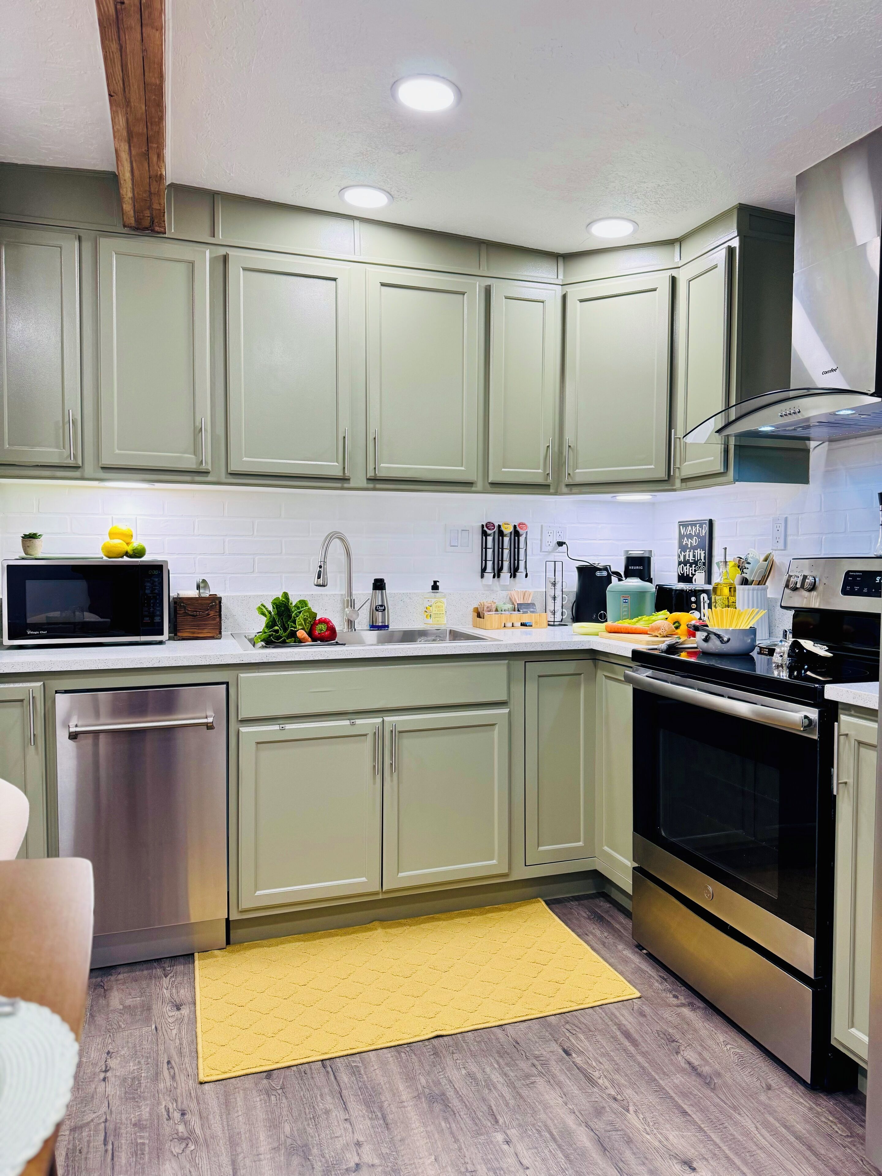 Microwave, oven, stovetop, dishwasher