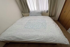 2 bedrooms, WiFi - Only 3 minutes to Osaka station and 5 minutes on foot to Tsukamoto station. Easy access to Kobe and Kyoto (大阪市西淀川区野里１丁目)