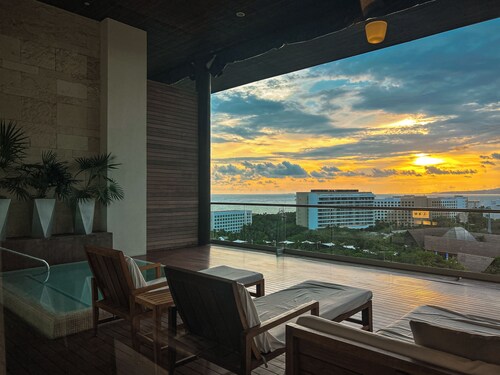 Exclusive resort stay 3 Bed/3 Bath suite with Spa / Grand Luxxe - Vidanta