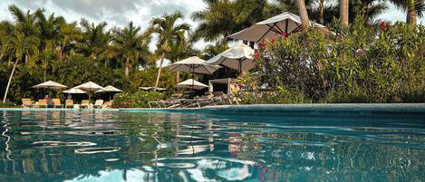 Piscine extérieure, piscine chauffée