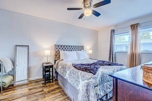 Iron/ironing board, travel crib, free WiFi, bed sheets