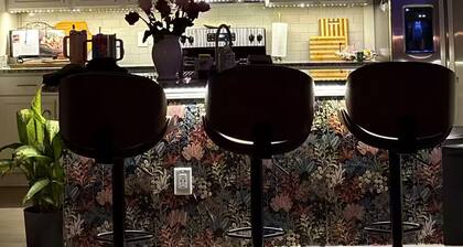 2-bedroom apartment in delightful Huntsville