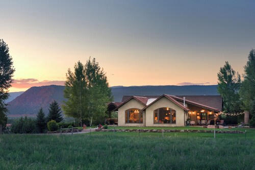Stargazing Mountain Escape Near Carbondale | Starlight