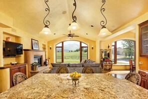 Interior - Stargazing Mountain Escape Near Carbondale | Starlight (Carbondale)