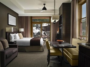 1 slaapkamer, een strijkplank/strijkijzer, wifi, beddengoed
