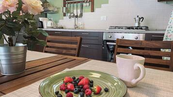 LĂ€genhet Standard | Vardagsrum | 50-tums smart-tv med kabelkanaler