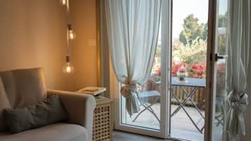 Standard Apartment | Living area