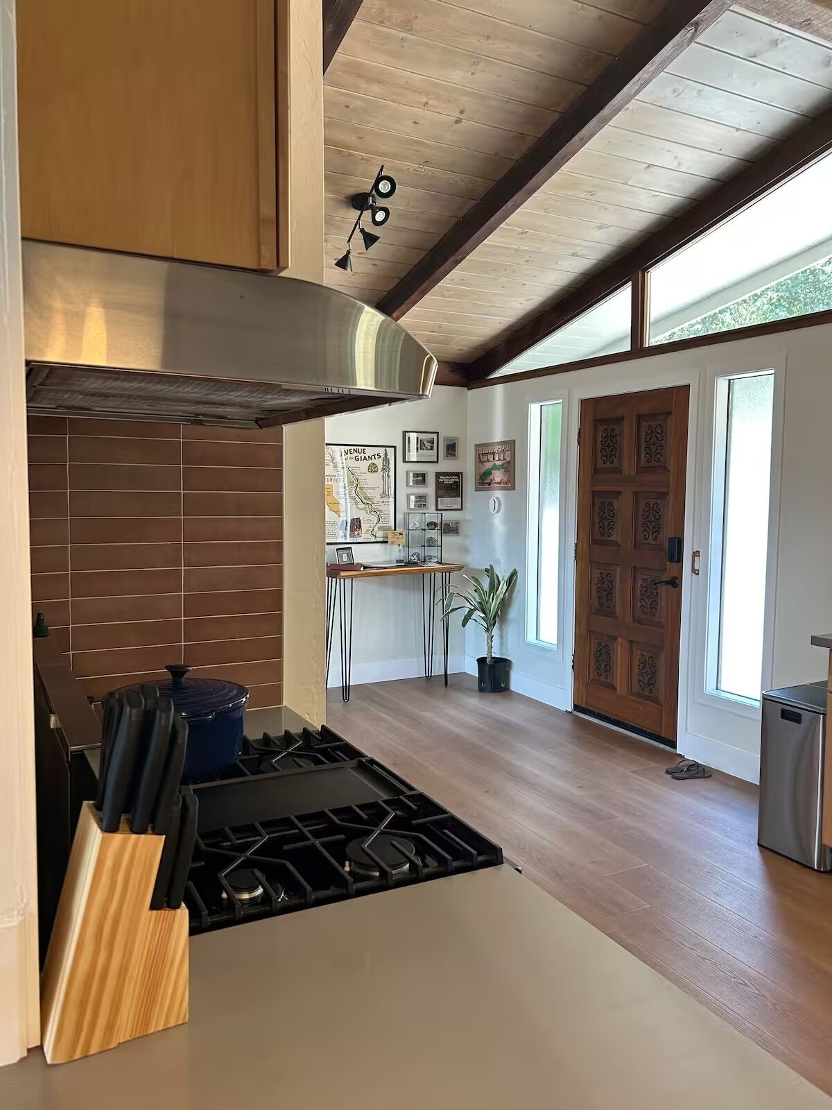 المنشأة من الداخل