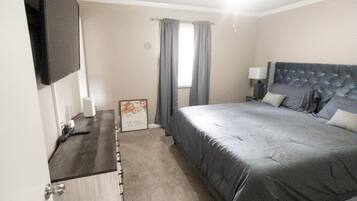 3 slaapkamers, een bureau, gratis wifi, beddengoed