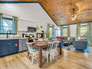 Interior - Dragonfly Grove ~ Hot Tub, Sauna, Outdoor Movies (Pigeon Forge)