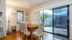 Dining - Townhouse on Coode in the heart of South Perth (South Perth)