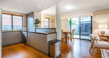 Townhouse on Coode in the heart of South Perth